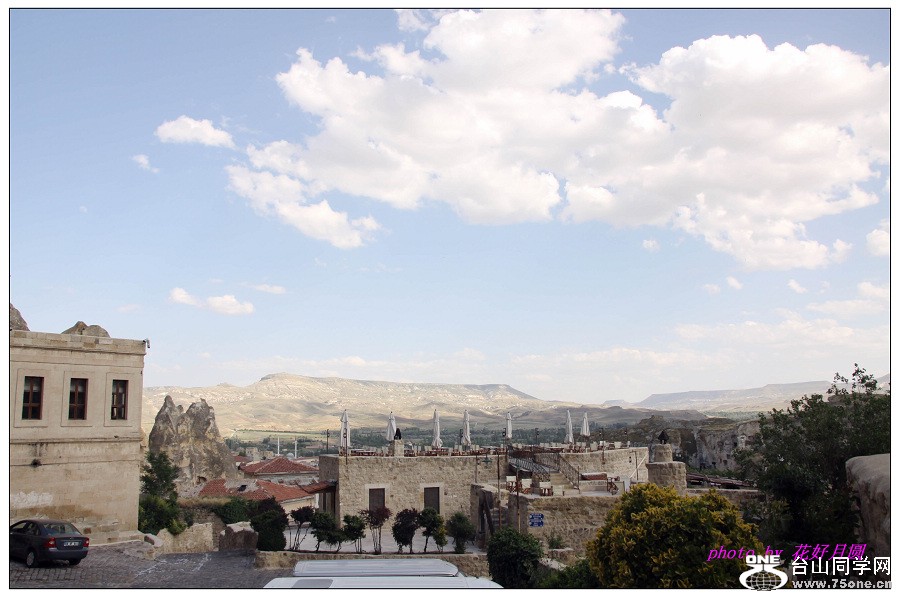 �������L��