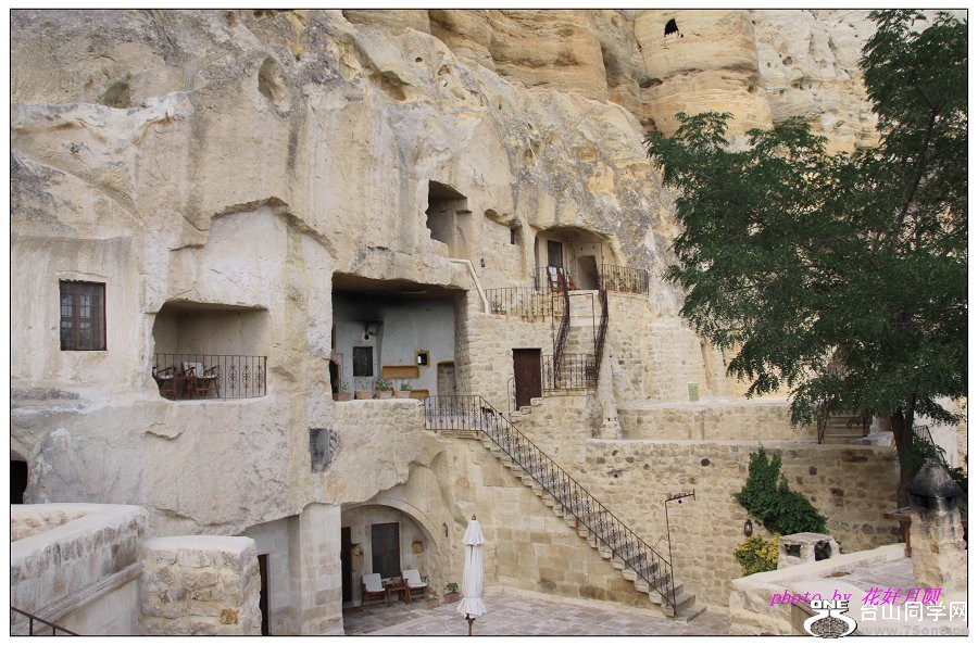 �������L��