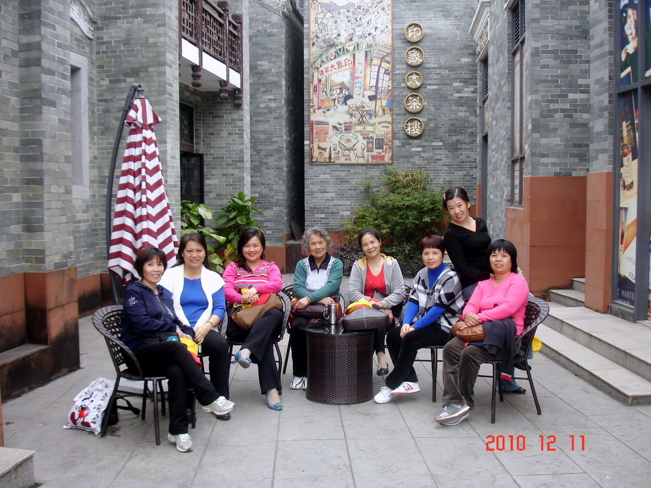 05.jpg