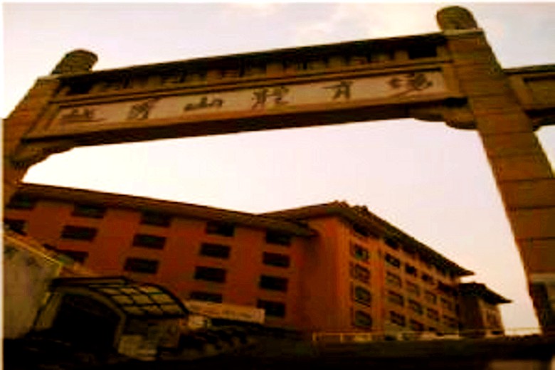 500_s20061029124649211_conew1.jpg