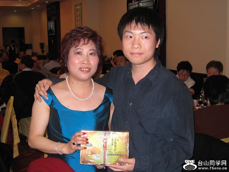232323232fp733_4_nu=32_6_;93_656_WSNRCG=35_53;_;5_32;nu0mrj[1].jpg