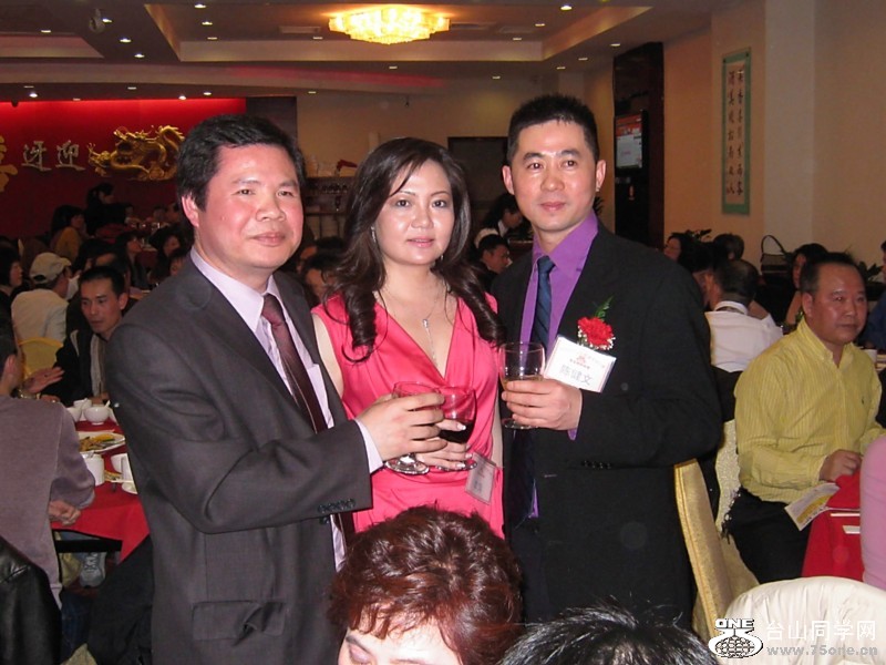 232323232fp733_2_nu=32_6_;93_656_WSNRCG=35_53;_;3_32;nu0mrj[1].jpg