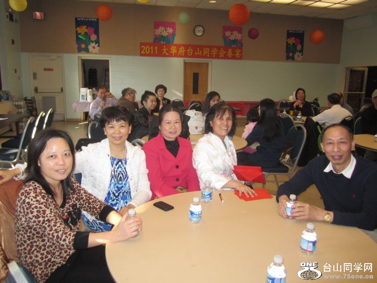 4-2-2011party 015.jpg