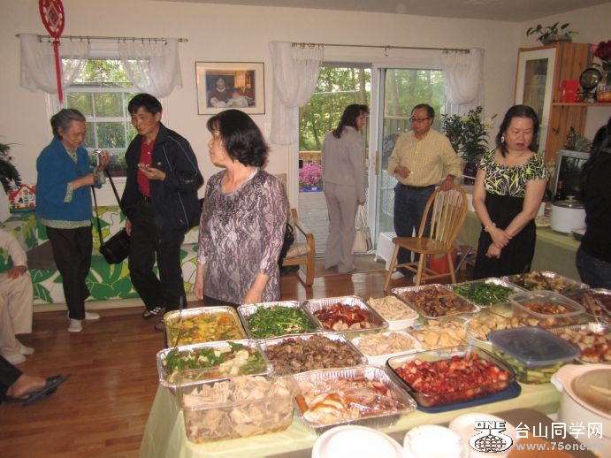 4-30-2011PARTY 029.jpg