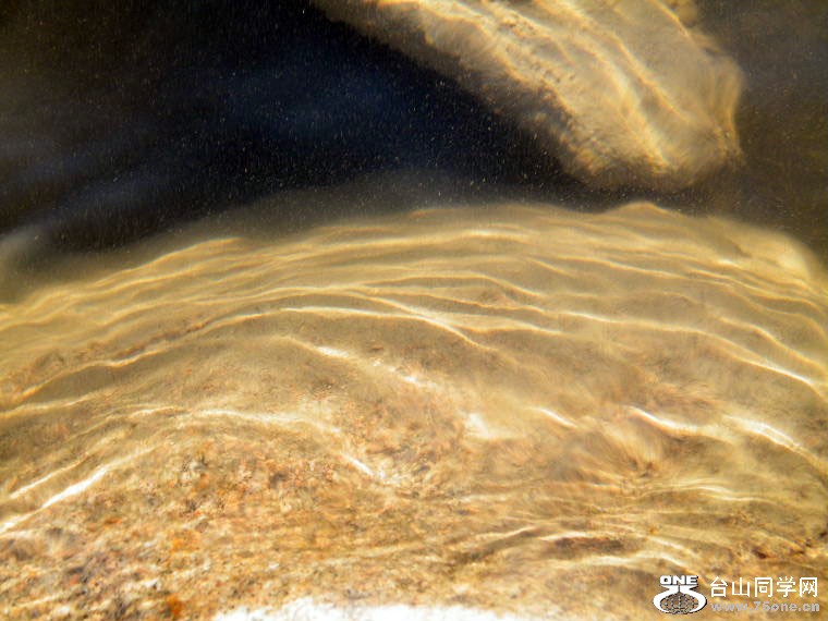 2011_0508desk0114.JPG