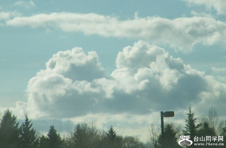 2011_0508desk0141.JPG