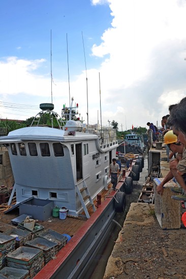 Ƭ 091_conew1.jpg