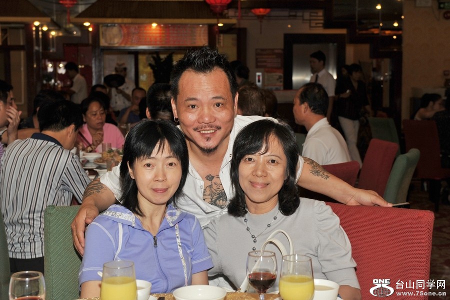 Ƭ 0881.jpg