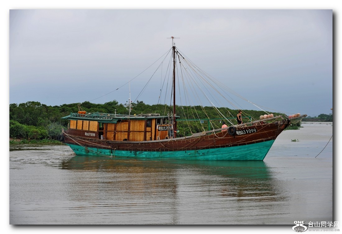 Ƭ 0751.jpg