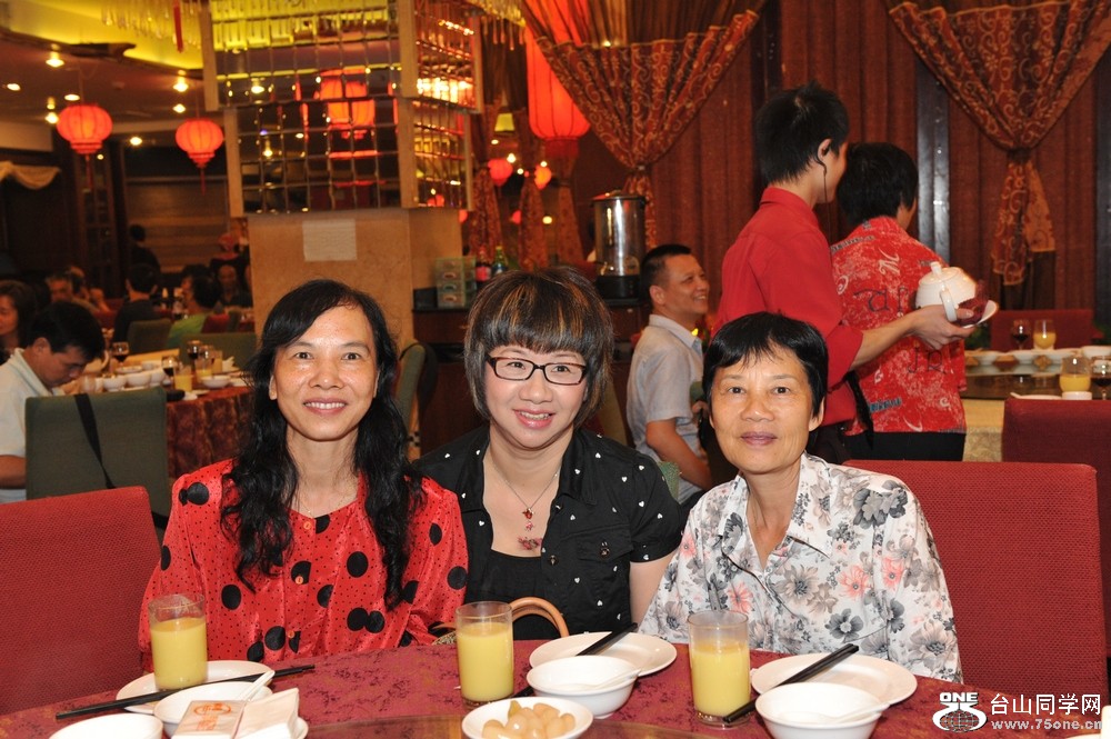 Ƭ 0541.jpg