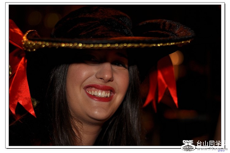 }ڣ2011 015-1.jpg