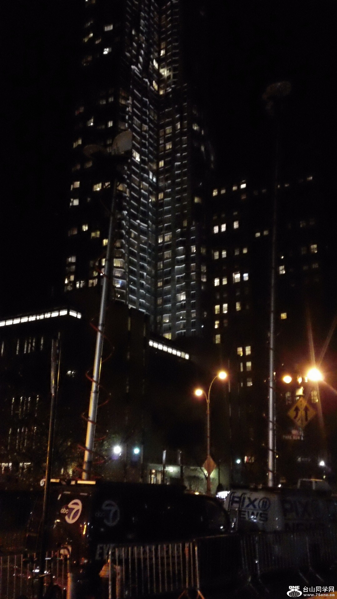 Ƭ 010.jpg