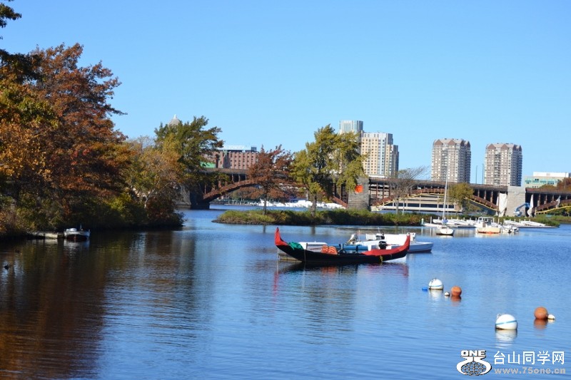 Charlest river 2011-11-05 089 (800x533).jpg