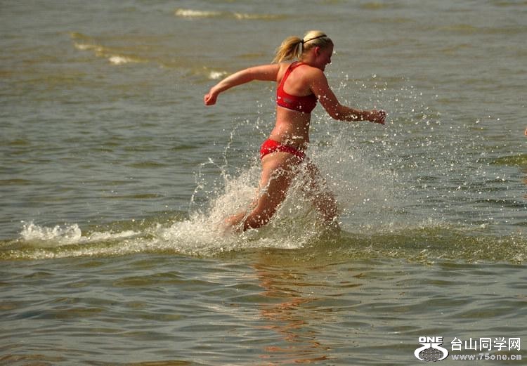 82_8301_10c21a0c53fd659[1].jpg