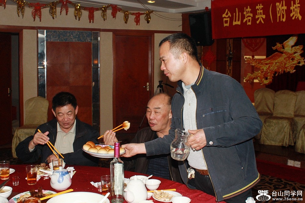 IMG_2437A.jpg
