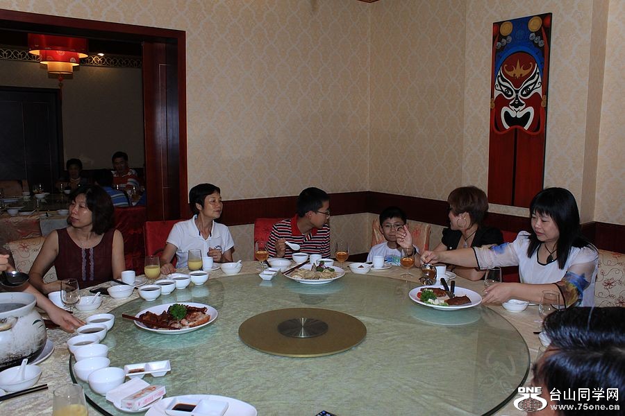 Ƭ 052.jpg