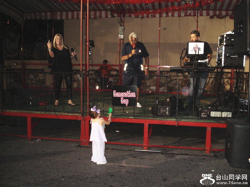 18ַ&nbsp;&nbsp;8.23.2012 093_.jpg