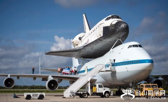 space_shuttle.jpg