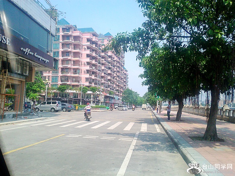 Ƭ0132_conew1.jpg