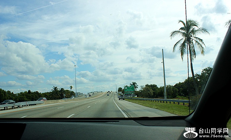 IMG_0563_.jpg