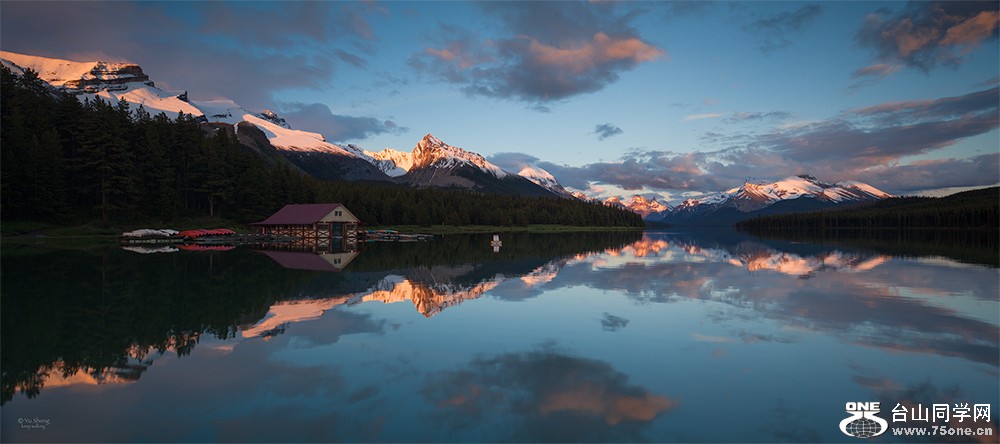 Maligne Lake 05.jpg