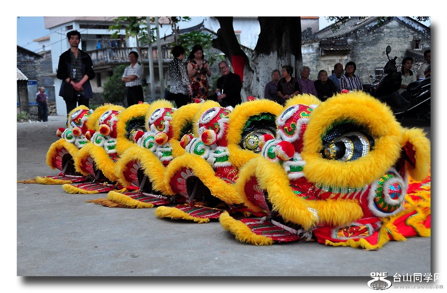 Ƭ 070.jpg