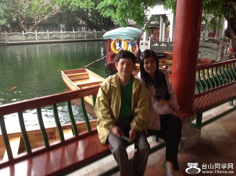 Ƭ 055.jpg