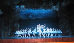 swanlake.jpg