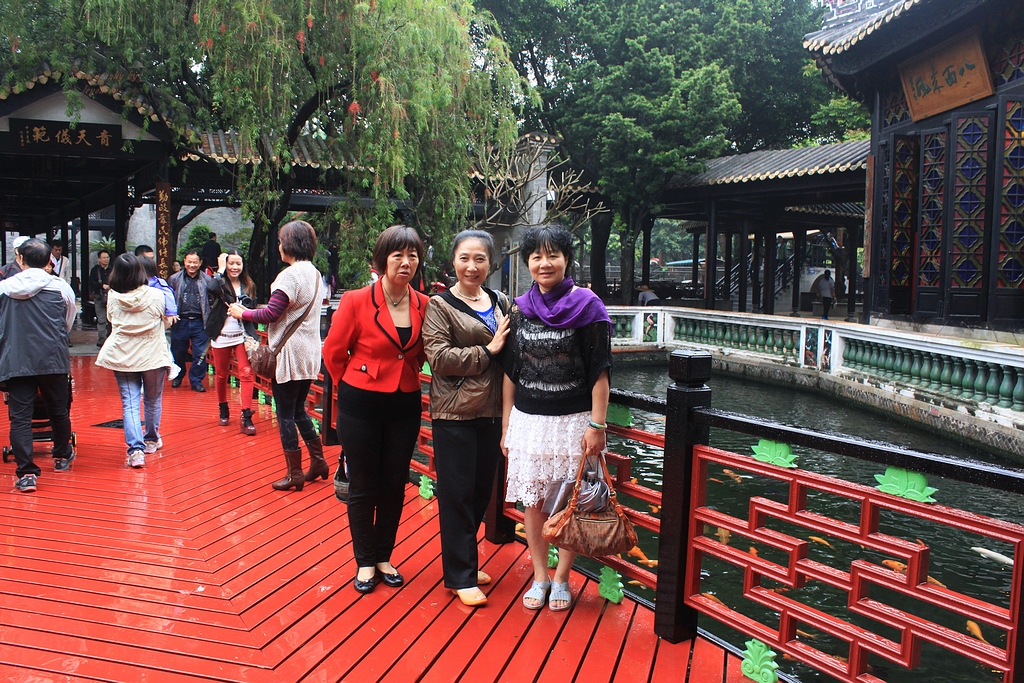 Ƭ 070.jpg