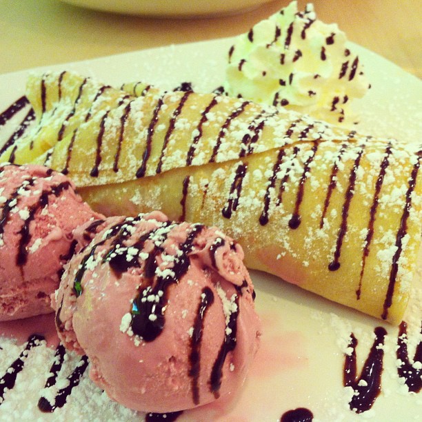 Strawberry shortcake crepe.jpg