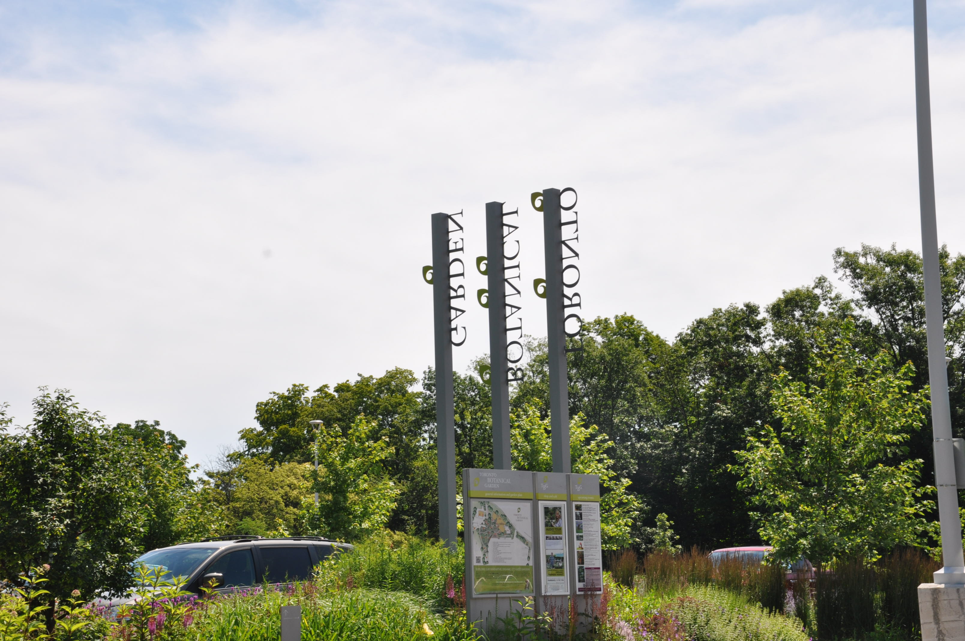 SģTORONTO BOTANICAL GARDEN 110.JPG