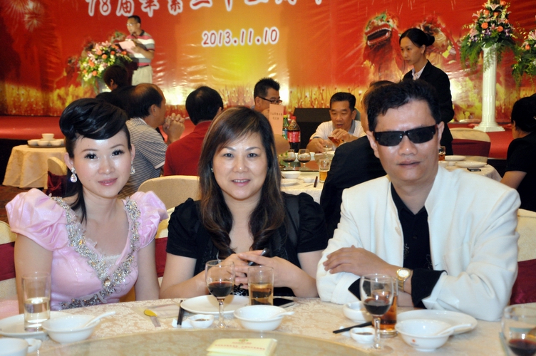 Ƭ 084.jpg