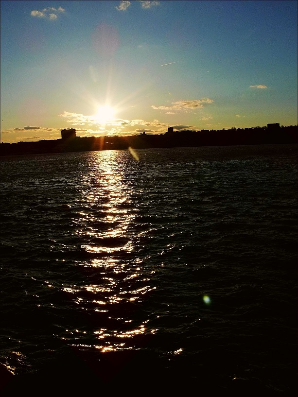l1420243_conew1.jpg