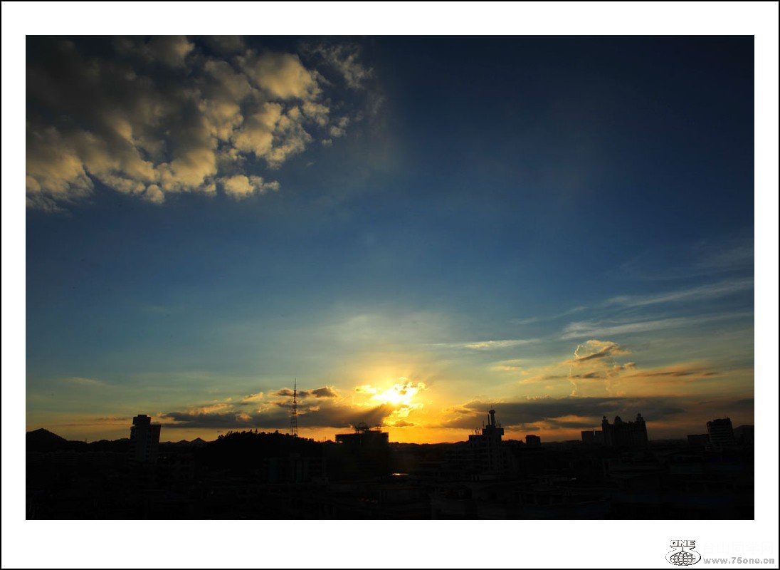 DSC_5770_conew1.jpg
