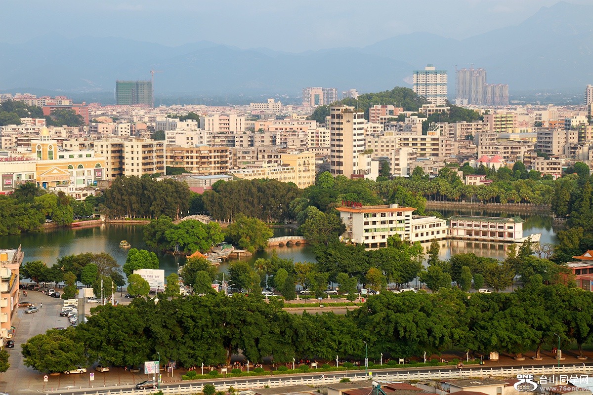 FR0A1326-1.jpg