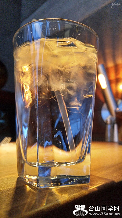 20160512_205306_HDR.jpg